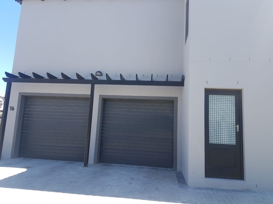 To Let 3 Bedroom Property for Rent in Parklands North Western Cape